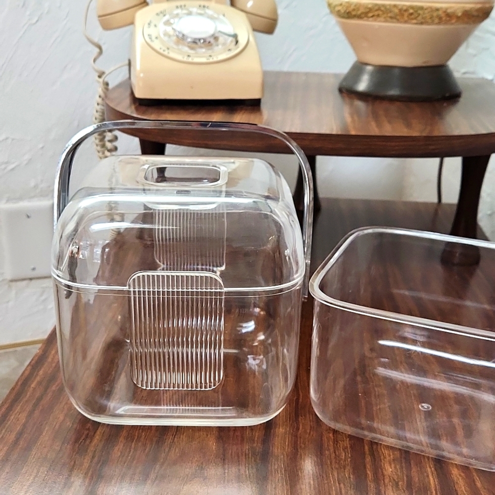 Mid Century MCM Fratelli Guzzini Acrylic Lucite Clear Square Ice Bucket Italy